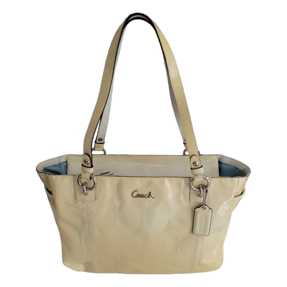 Coach Shoulder bag. Zip closure. - Picture 2 of 15